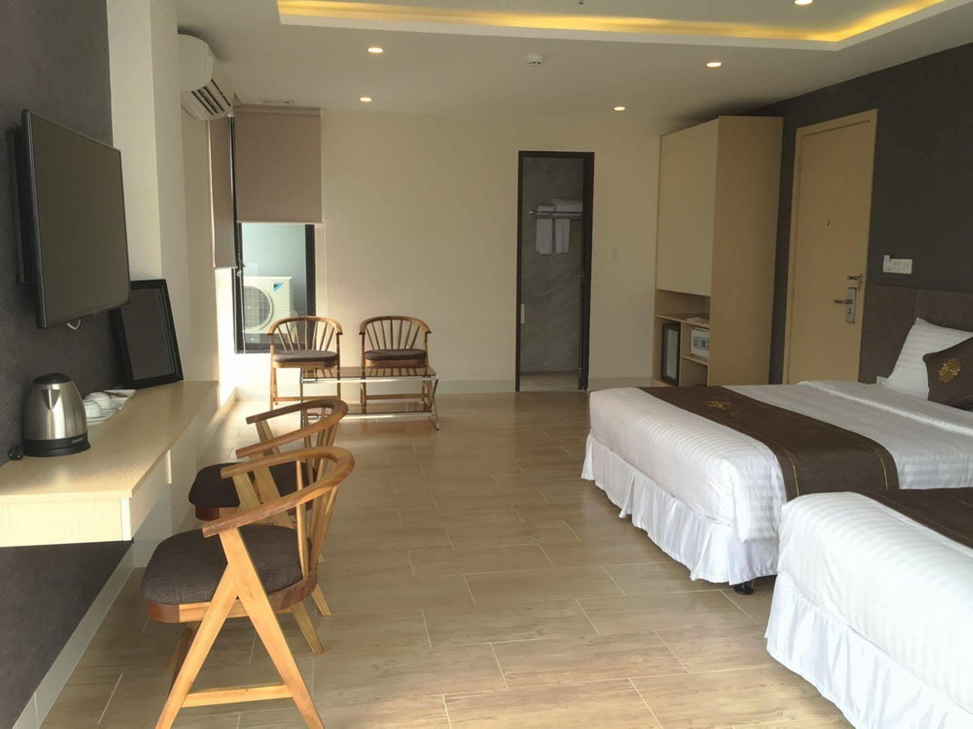 Khách sạn Cúc Tùng Nha Trang Ngoại thất bức ảnh