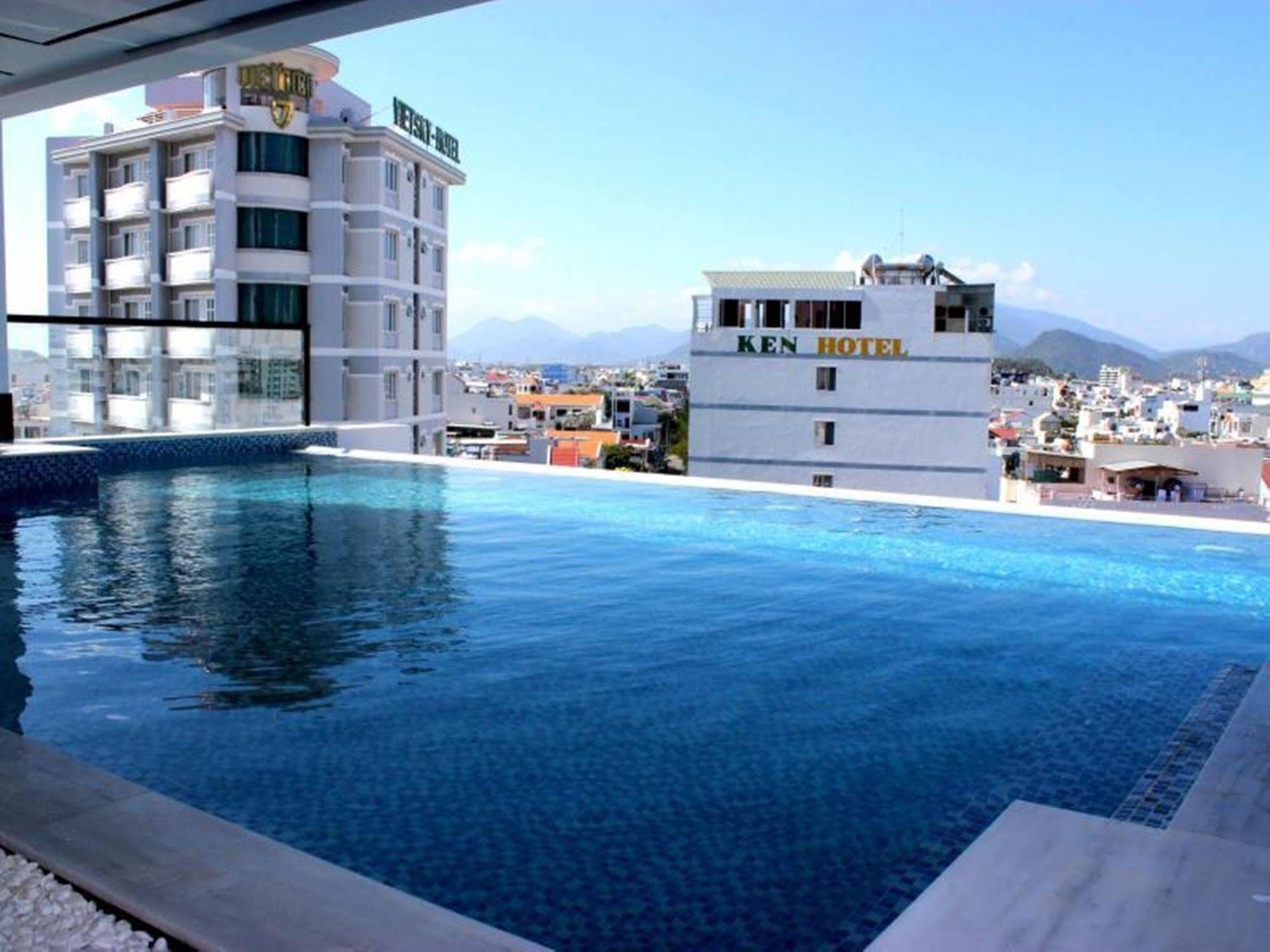 Khách sạn Cúc Tùng Nha Trang Ngoại thất bức ảnh
