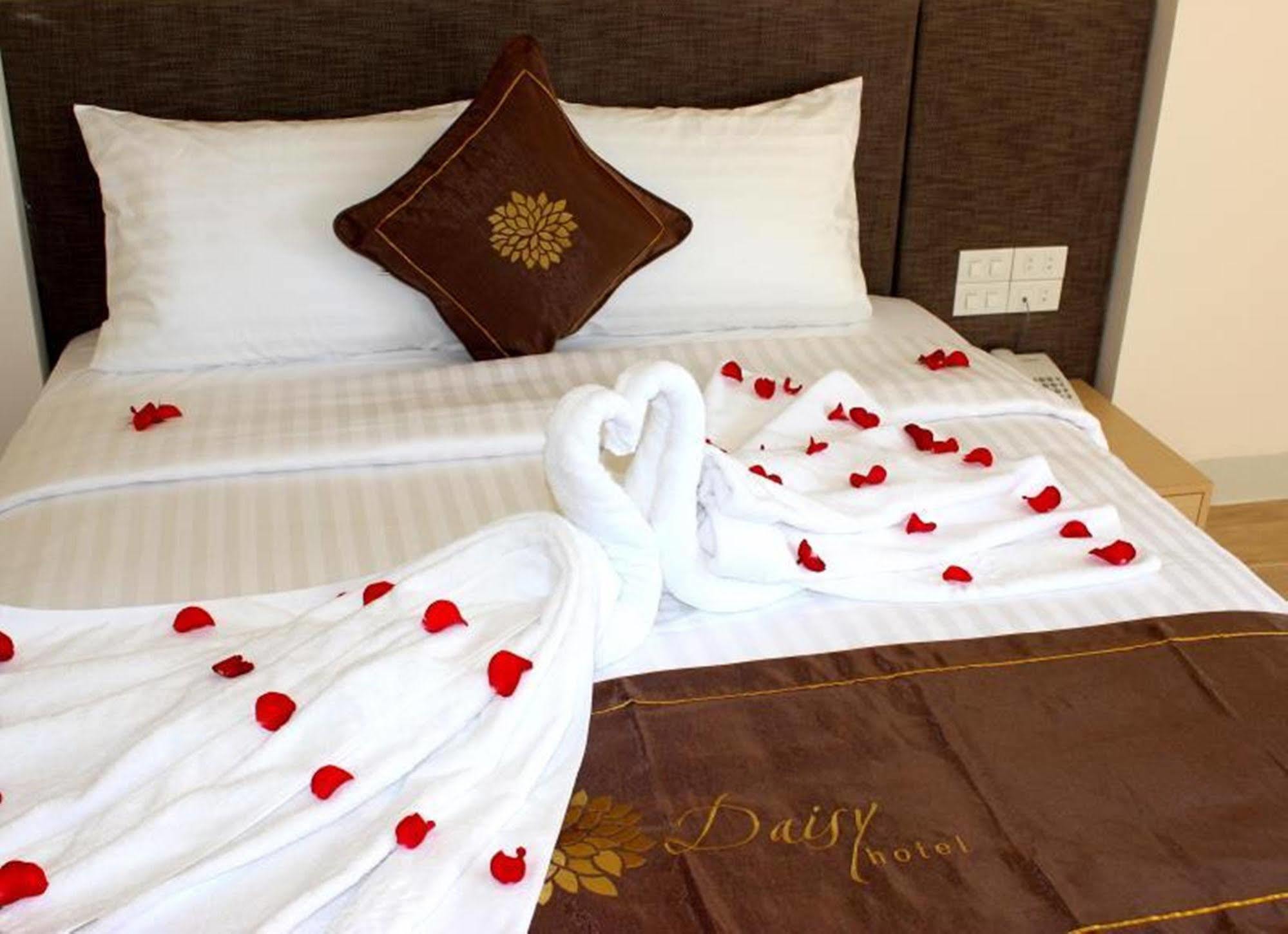Khách sạn Cúc Tùng Nha Trang Ngoại thất bức ảnh