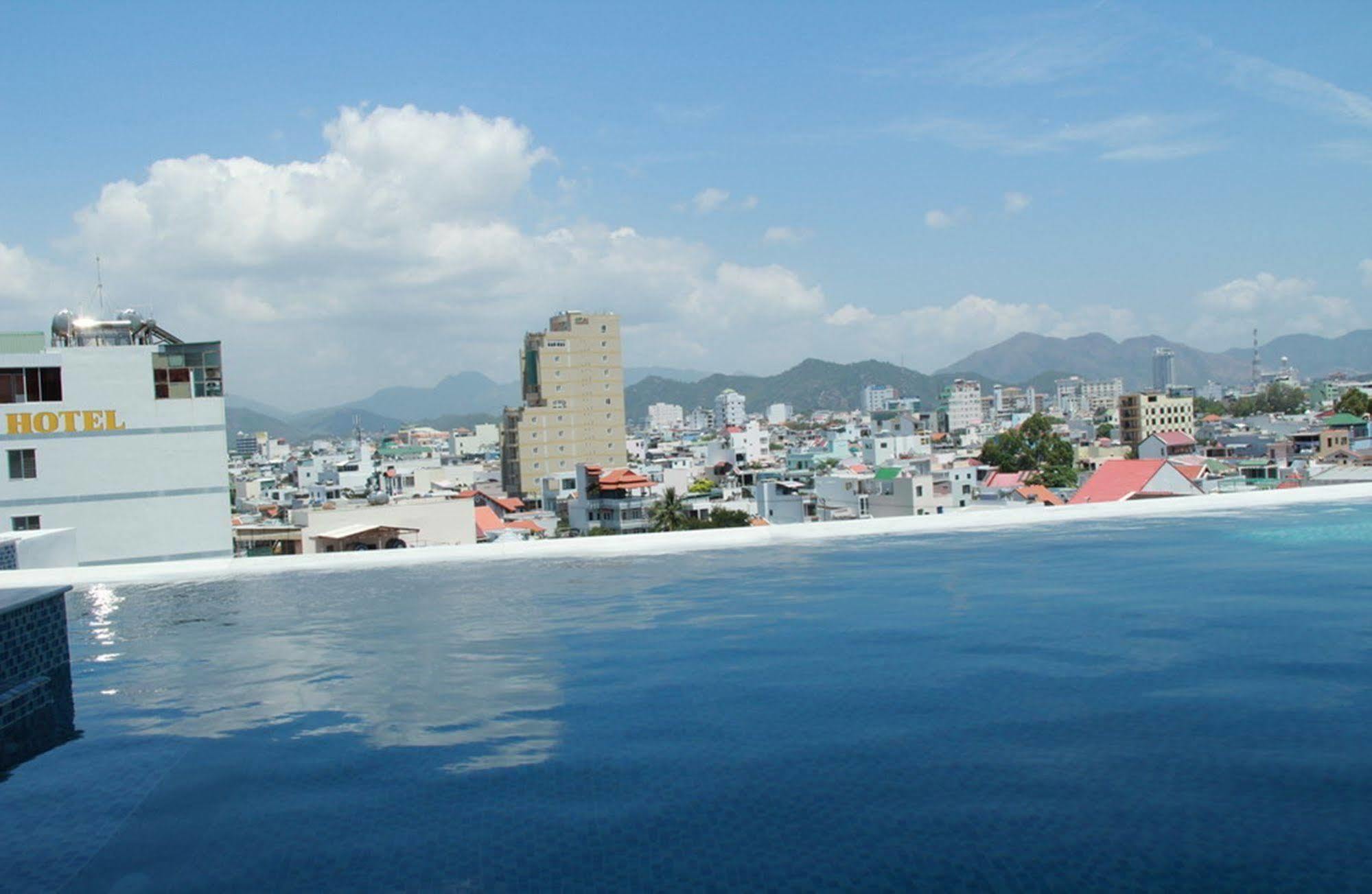 Khách sạn Cúc Tùng Nha Trang Ngoại thất bức ảnh
